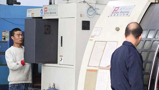 在深圳怎么選擇專業的模具開模廠呢？