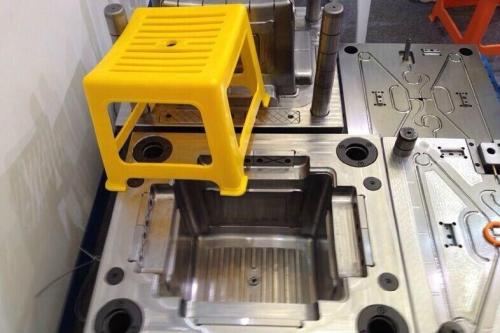 注塑模具加工中模具原理及組成要點有那些呢？